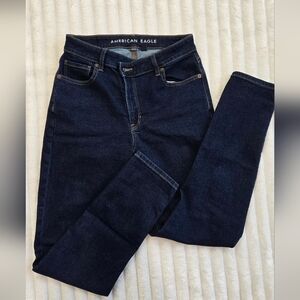 American Eagle Mom Jeans Size 2 Strech